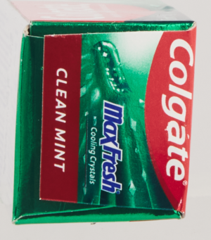 Colgate MaxFresh Clean Mint Anticavity Toothpaste 75ml