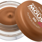 Essence 50 Natural Matte Mousse Foundation 16g