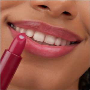 Essence Bold Blackberry Heart Core Fruity Lip Balm 3g