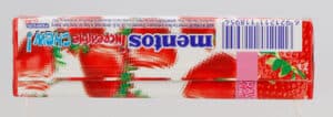 Mentos Incredible Chew! Strawberry Flavoured Chewy Candy 47g